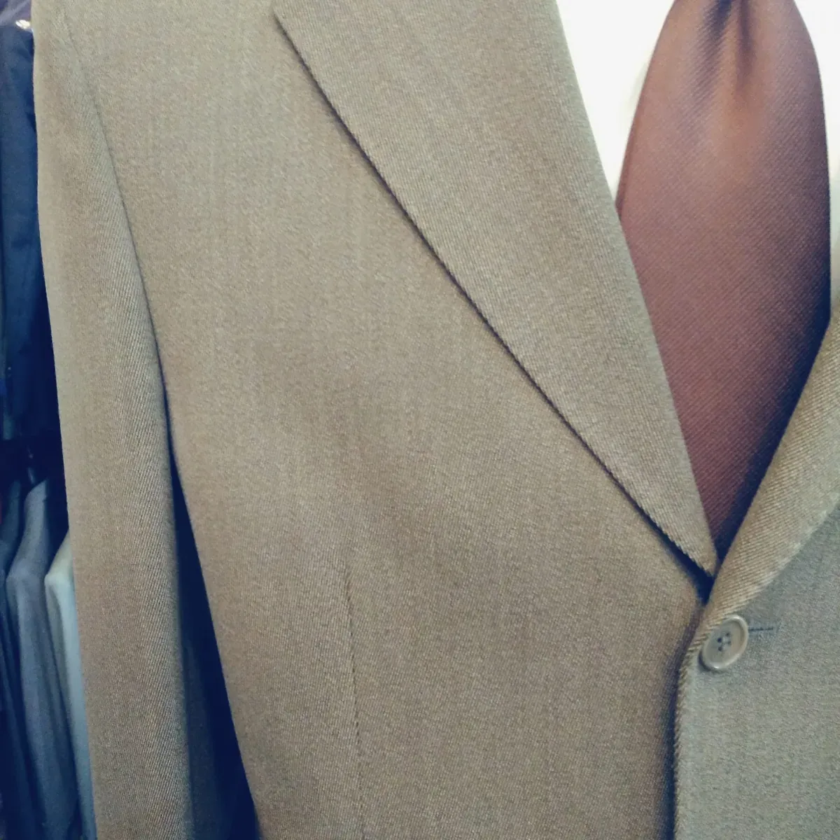 Traje de lana en beige oscuro, vista 2